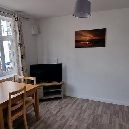 Vh Premier Flat 3 Apartment Джилингам Екстериор снимка